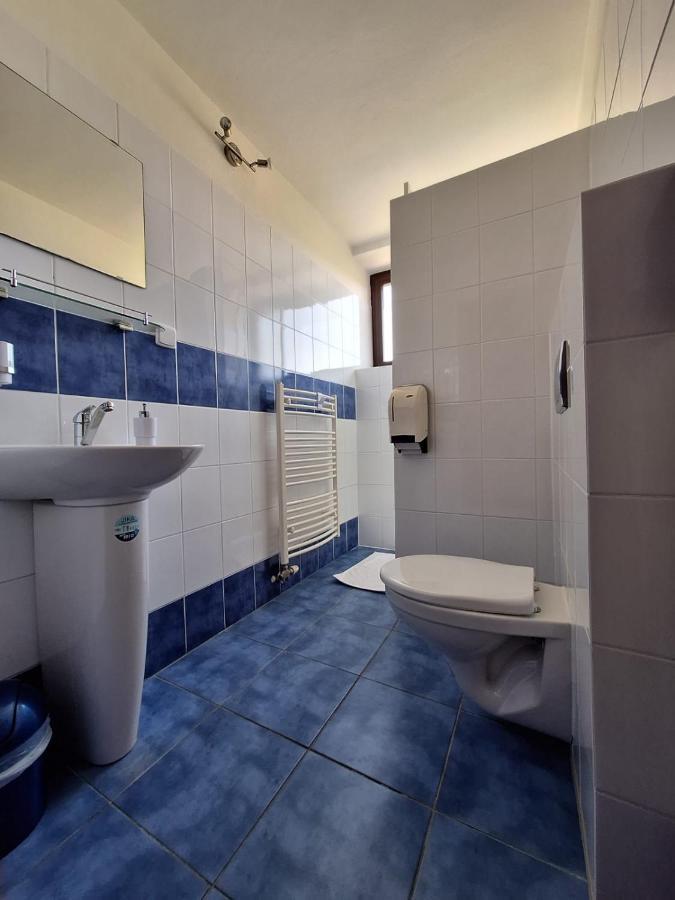 Vila Fenix B&B Ружомберок Экстерьер фото